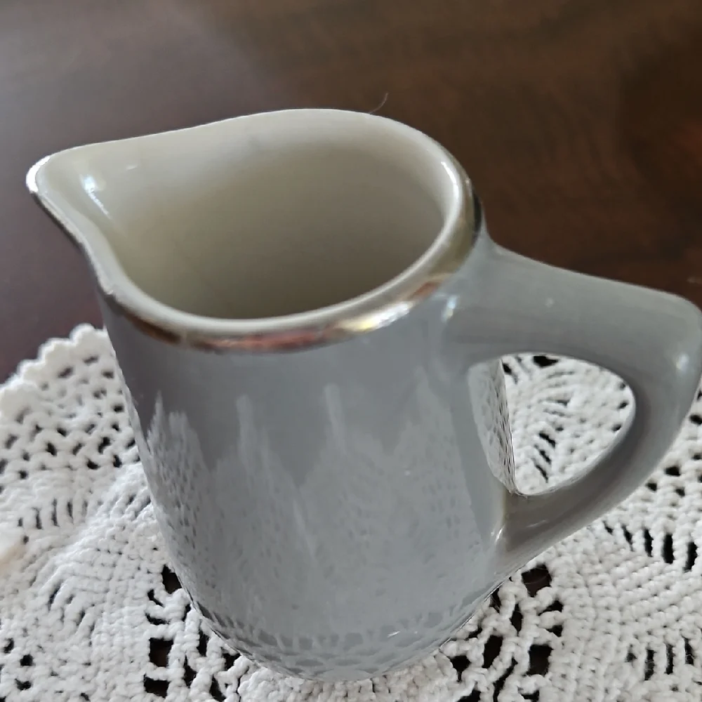 Vtg Mayer China Restaurant-ware Creamer